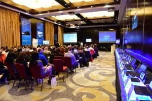 Eveniment Intel