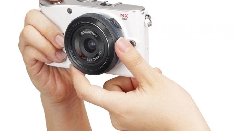 Firmware update pentru Samsung NX100 şi NX10