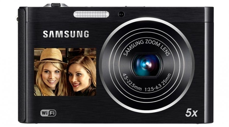 Samsung DV300F: Wi-Fi și ecran frontal