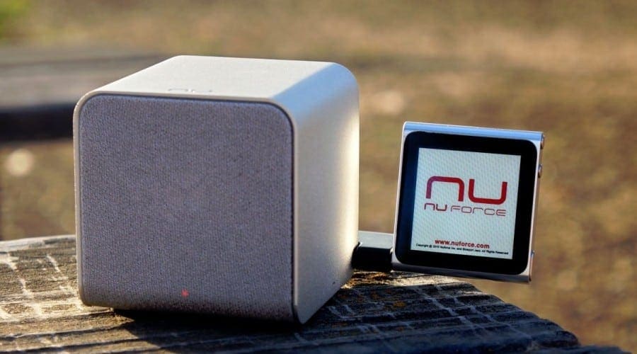 NuForce Cube: Boxă, amplificator şi DAC