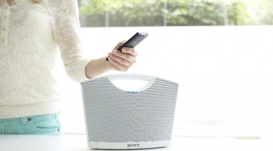 Sony SRS-BTM8: Sistem de sunet cu Bluetooth şi NFC