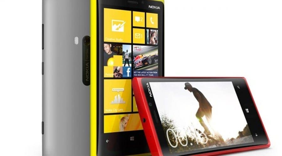 Vodafone aduce oficial in Romania Nokia Lumia 920