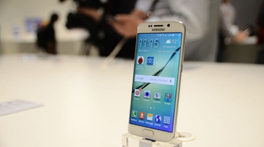 Samsung Galaxy S6 și Galaxy S6 Edge: Primele impresii cu cele două telefoane
