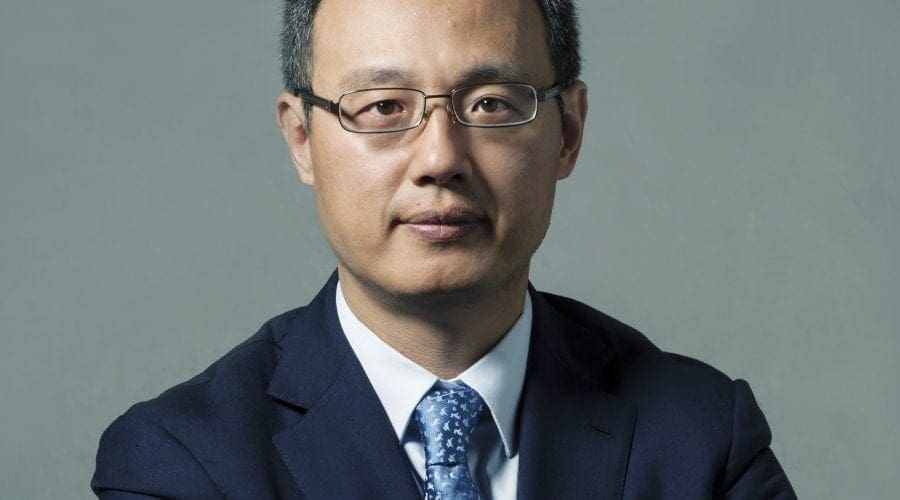 Huawei pune accentul pe modelele premium – interviu cu Yanmin Wang, President of Device, Huawei CEE & Nordic.