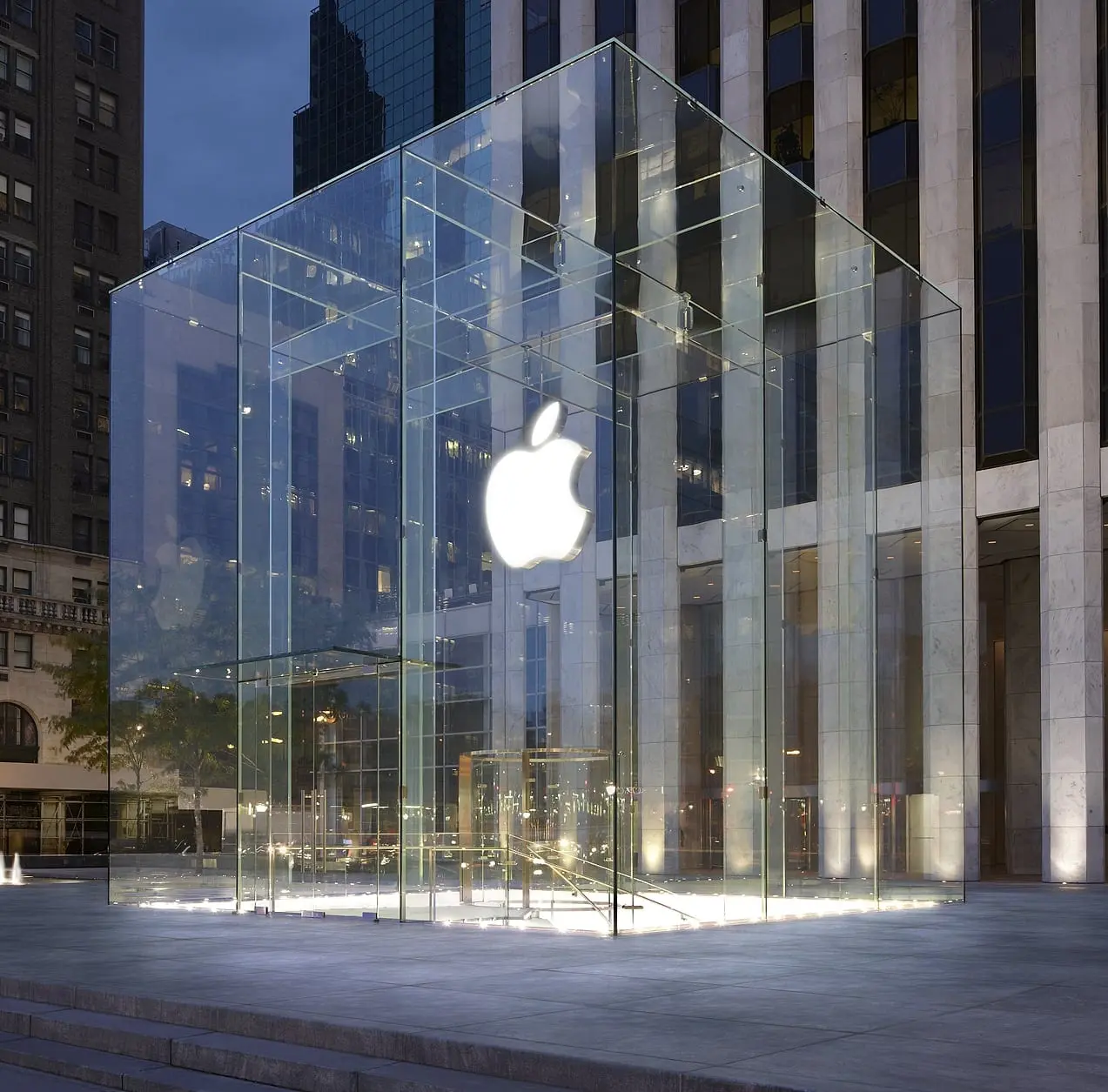 Apple raportează rezultate financiare record