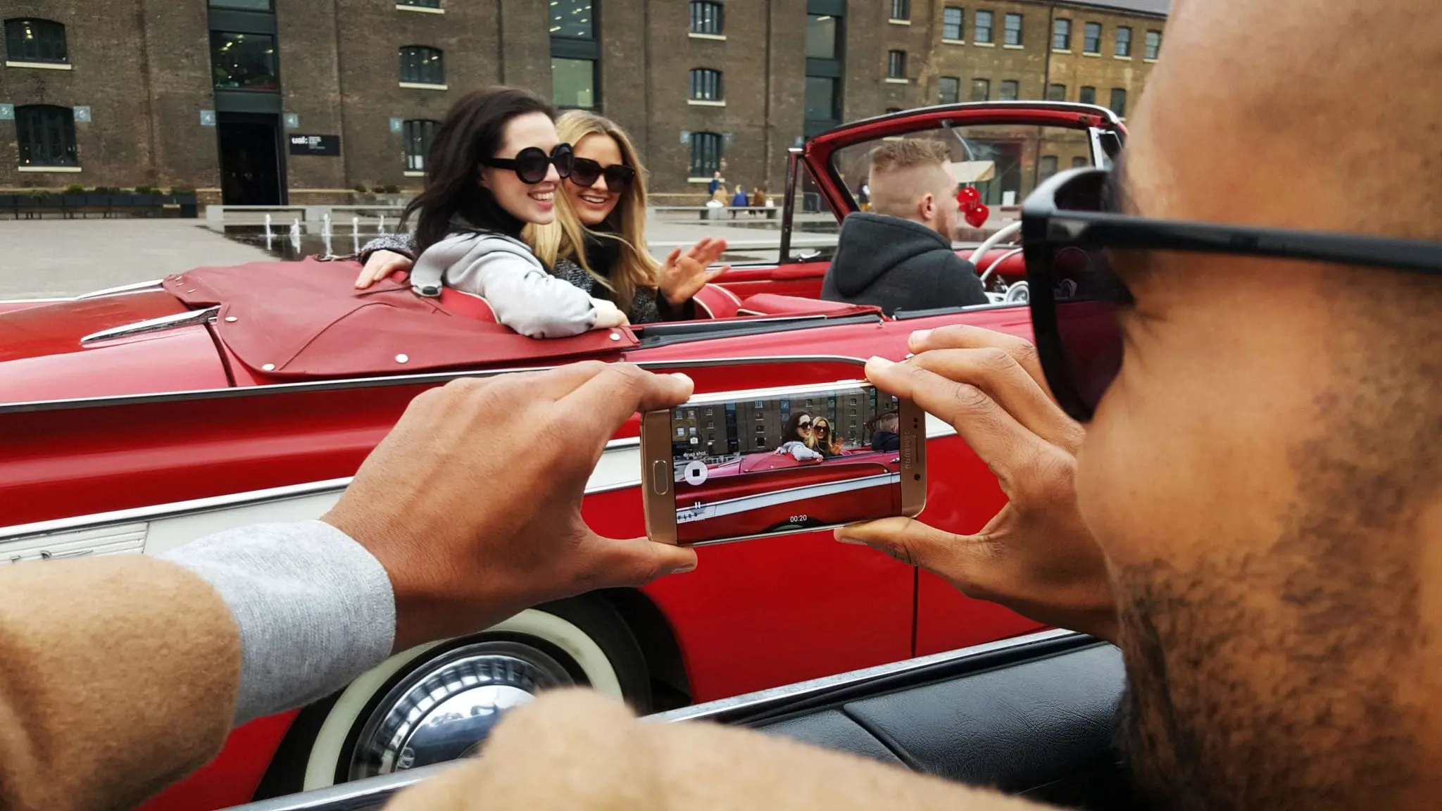 Samsung anunță primul senzor foto CMOS de 16 MP bazat pe pixeli de 1.0μm