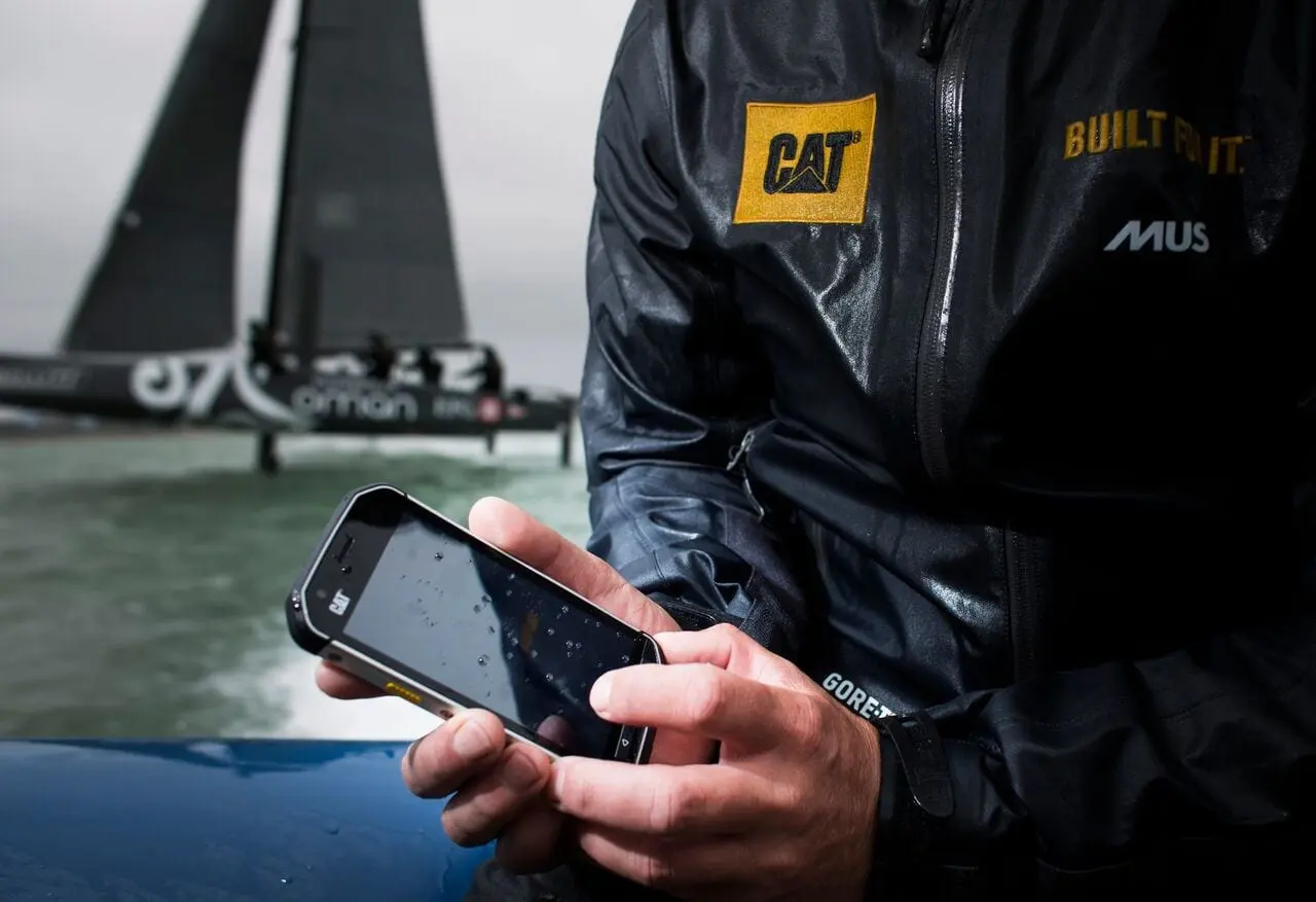 Rugged smartphone: Cat S40