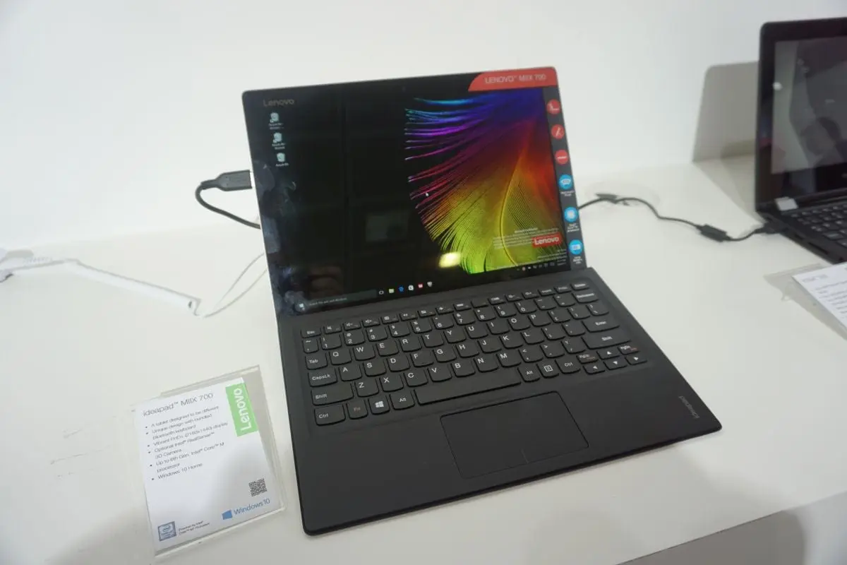 IFA 2015: Lenovo Idea Miix 700, o clonă de Surface cu procesor Intel Core m7