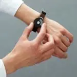 Visa Europe prezintă trei concepte wearable pentru plăţile din anul 2020