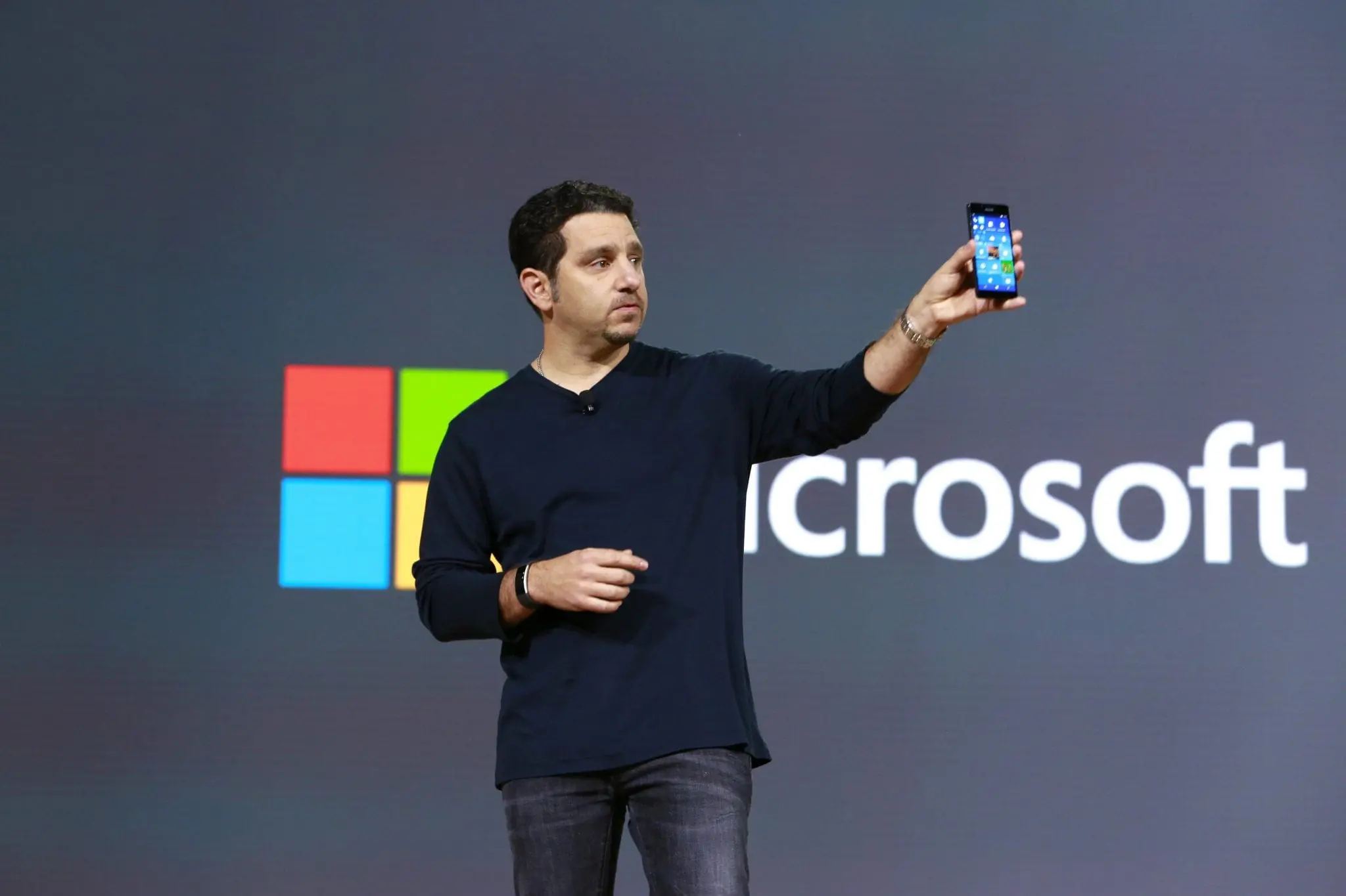 Când va renunța Microsoft la Windows 10
