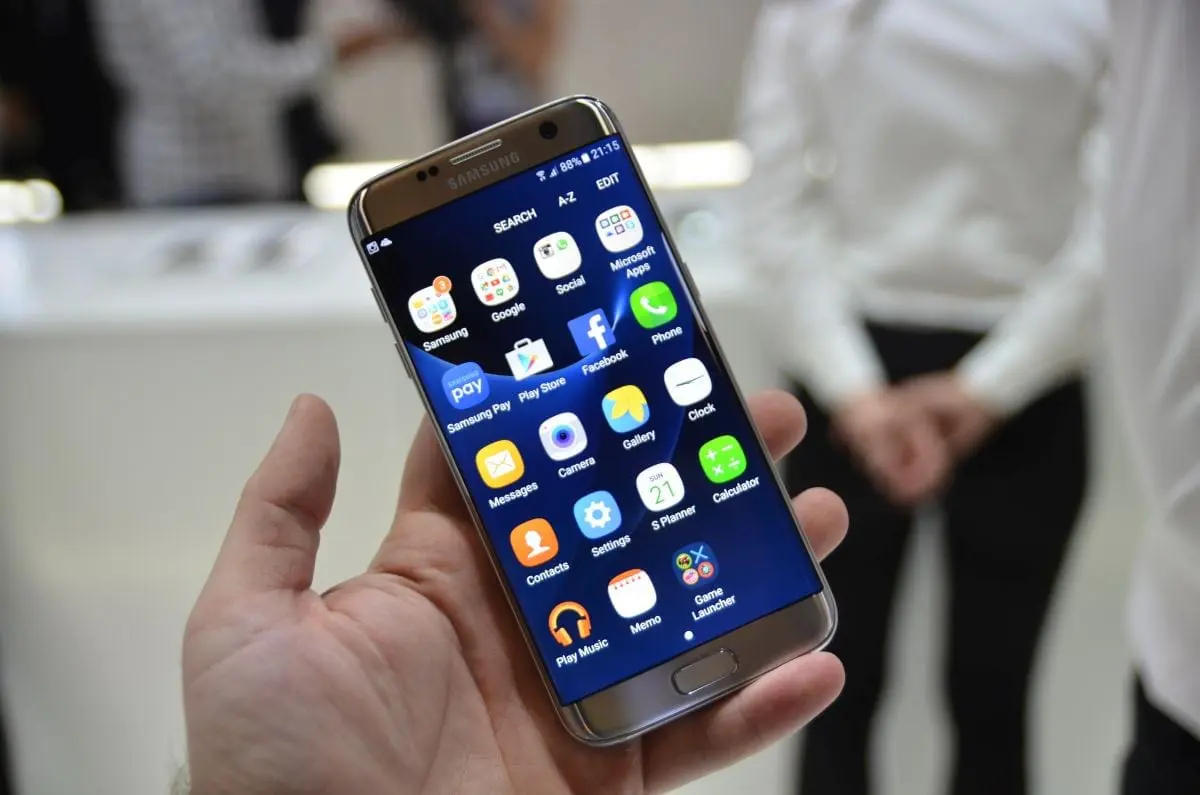 Samsung KNOX, cea mai bună platformă de securitate, conform Gartner