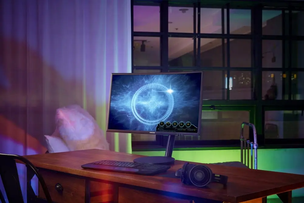 Samsung prezintă noua serie de monitoare curbate de jocuri cu tehnologie Quantum Dot