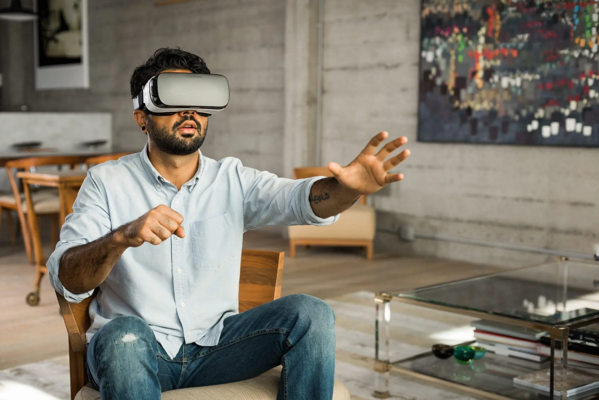 LUMI VIRTUALE: review cu cele mai actuale soluții de realitate virtuală