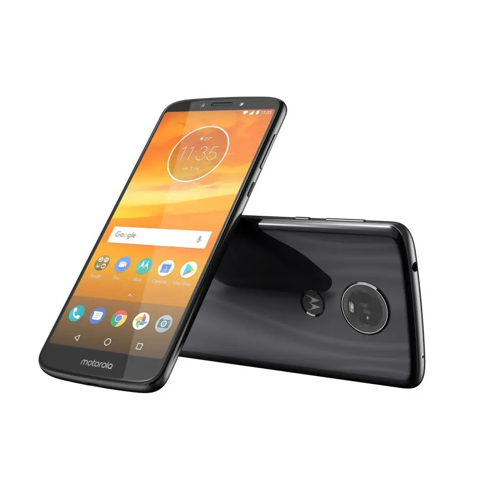 Moto E5 Plus și E5 puse la vânzare, la un preț de 799 lei, respectiv 599 lei