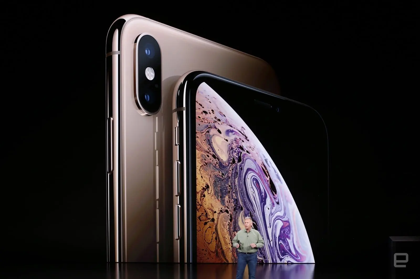Apple a lansat două modele iPhone Xs. Versiunea Max aduce un ecran uriaș
