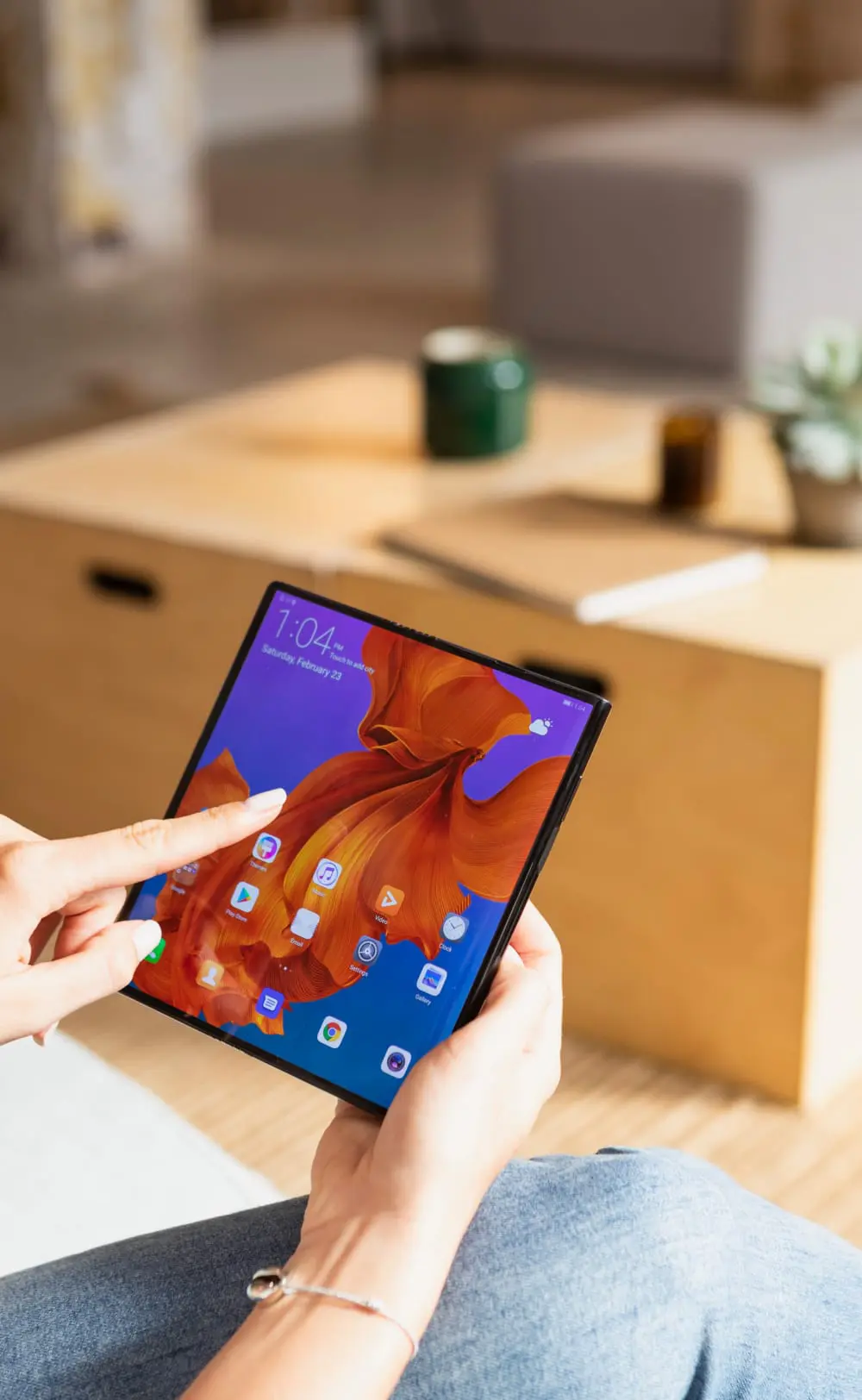 Huawei Mate X ajunge pe piață în această toamnă