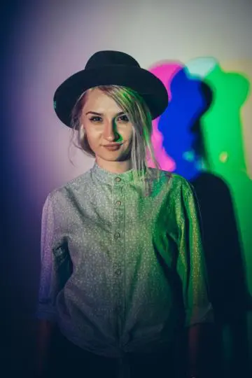 Interviu cu Laura Savu, Global Community Manager Tiktok: „Sunt aproape 5 milioane de utilizatori activi în România pe TikTok”