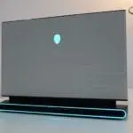 REVIEW Alienware m15: Putere la superlativ într-un șasiu compact