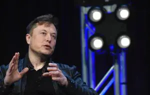 SpaceX dorește să conecteze vehiculele în mișcare la serviciul său de internet prin satelit Starlink