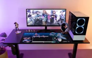 Logitech lansează o gamă de periferice de gaming cu design inspirat din League of Legends