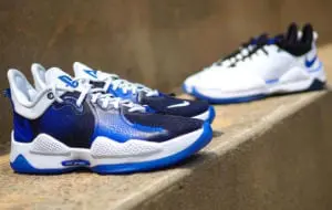 Sneakers cu tematică PlayStation 5 de la Nike sosesc luna viitoare