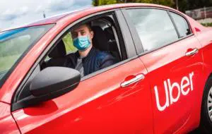 Uber e de azi disponibil și în Oradea. Reduceri de 50% pentru primele curse