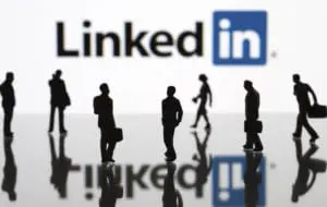 Datele din 500 de milioane de profiluri LinkedIn sunt acum publice pe Internet