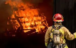Un incendiu major la una din fabricile Apple ar fi ucis opt oameni