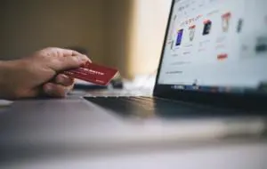 ZEN: Care sunt noile reglementări UE în privința comerțului electronic și cum sunt afectați comercianții români