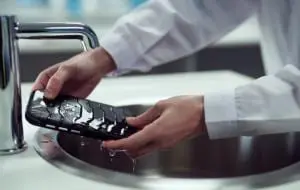 Cat S42H+ și Cat B40, smartphone-uri rezistente la apă și bacterii: Preț și specificații