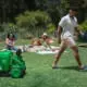 Heineken a creat robotul perfect, care îți aduce bere atunci când ai nevoie
