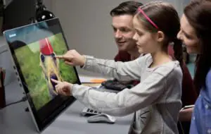 Kaspersky și Skill Cup lansează cursul digital care ajută părinții să înțeleagă amenințările cibernetice asupra copiilor lor