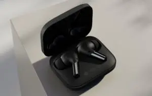 OnePlus lansează primele sale căști premium, OnePlus Buds Pro