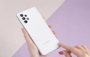 Specificații pentru Samsung Galaxy A52s, văzute în FCC. Cât ar urma să coste telefonul