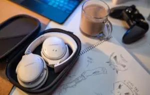 Bose QuietComfort 45 vin cu sunet îmbunătățit, USB-C și o durată de viață a bateriei de 24 de ore