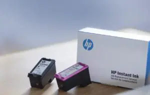 REVIEW HP Instant Ink – Abonamentul care te taxează „la pagină”