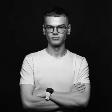 INTERVIU Maximilian Ioan: „E important să înțelegi cine sunt urmăritorii tăi și să îi respecți”