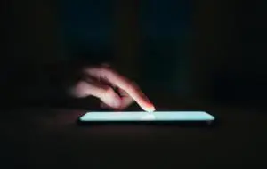 Atenție: utilizatorii rețelelor sociale au pierdut „cel puțin” 770 de milioane de dolari în favoarea escrocilor în 2021