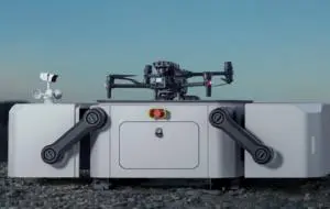 DJI prezintă drona Matrice M30, care poate zbura pe ploaie torenţială şi are dock robotic