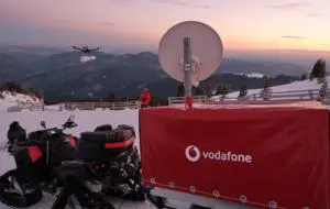 Vodafone și Salvamont colaborează pentru a dezvolta metode mai ușoare de a găsi oamenii pe munte; Supernet devine Vodafone GigaNetwork