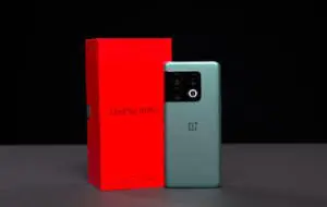 REVIEW OnePlus 10 Pro: Intrarea în mainstream