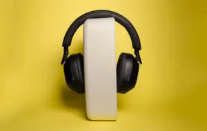 REVIEW Sony WH-1000XM5 – Liniștea nu a sunat niciodată atât de bine