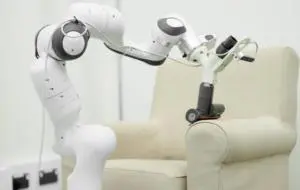 Dyson dezvăluie prototipurile sale secrete și anunță că este în căutarea celor mai buni ingineri în robotică