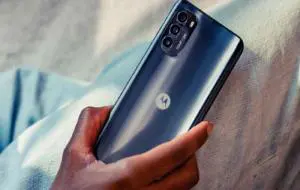 Motorola Moto G82 5G a sosit, un telefon midrange cu ecran AMOLED de 6.6 inch, CPU Snapdragon 695