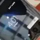 Motorola RAZR 3 apare într-un clip video hands on şi îşi dezvăluie designul