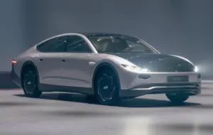 Lightyear 0 aduce panoul solar pe o maşină electrică, care va intra în producţie în 2022