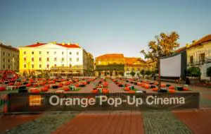 Orange aduce Pop-Up Cinema în 6 orașe din România. Ce filme vor rula