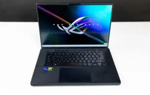 REVIEW ASUS ROG Zephyrus M16 (2022), varianta îmbunătățită a unui laptop deja peste medie