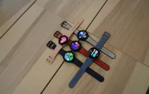 7 smartwatch-uri pentru sportivul din tine, la care să fii atent de Black Friday 2024