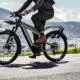 Franța va oferi 4000 de euro persoanelor care schimbă mașina pentru bicicleta electrică